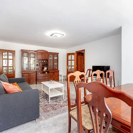 Boliches 3 Bed Ap Appartement